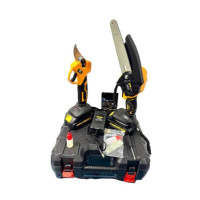 Садовий акумуляторний комплект DeWalt 2в1 36V  безщіткова пила 20 см та секатор DCMPP66BL з 2 АКБ